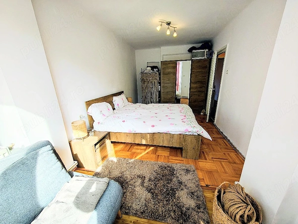 Ocazie. Vand ap cu 2 camere, 50 mp, ETAJ 2, Hunedoara , Centru, Langa Pietonală — fotografia 2