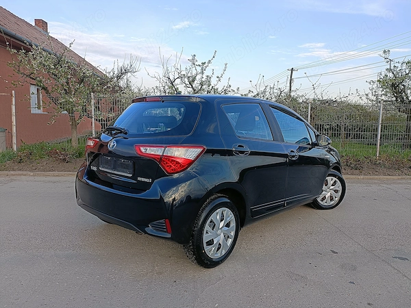 TOYOTA Yaris 2018 — imagine 3