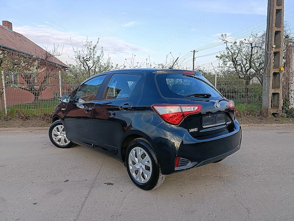 TOYOTA Yaris 2018 — imagine 4