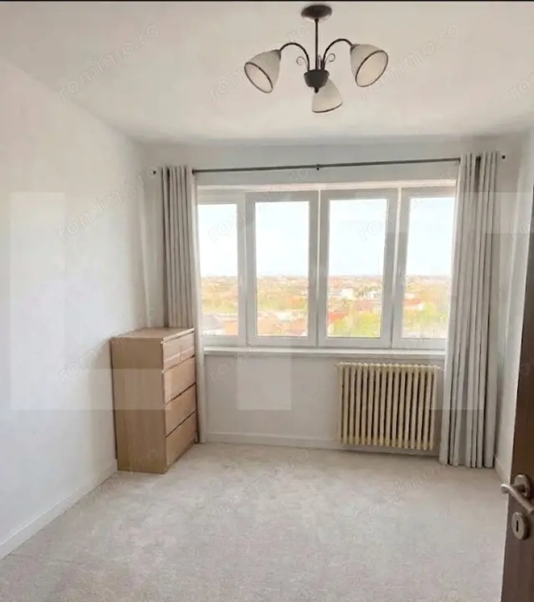 Apartament 3 camere decomandat, 65 mp, zonă centrală — fotografia 3