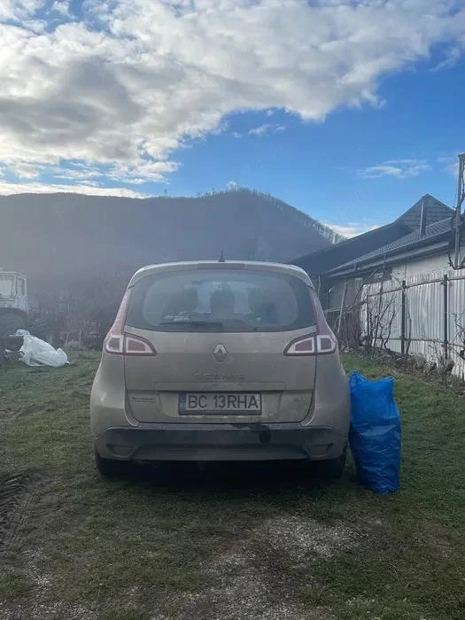 RENAULT Scenic 2010 — imagine 3