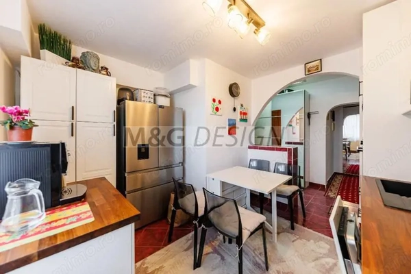 apartament 4 camere zona Circumvalatiunii — fotografia 3