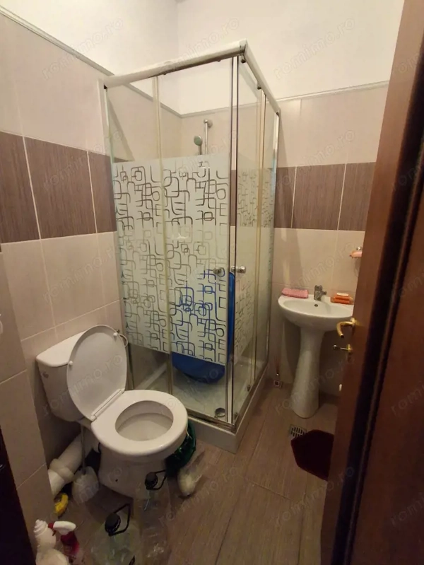 Apartament 3 camere, 67 mp, zona Semicentrală — fotografia 3