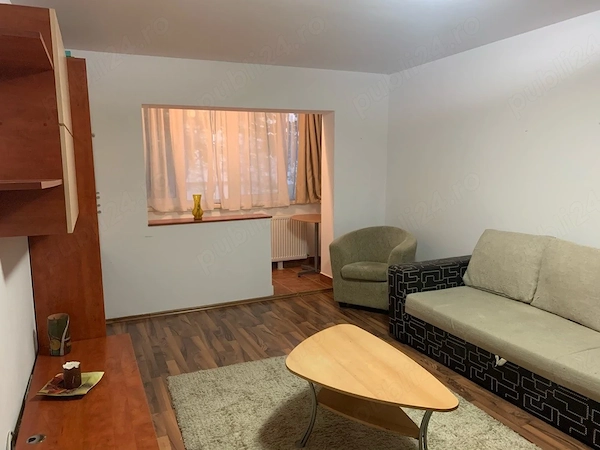 Închiriere apartament 3 camere decomandat Zona Soarelui, Mareșal Ctin Prezan