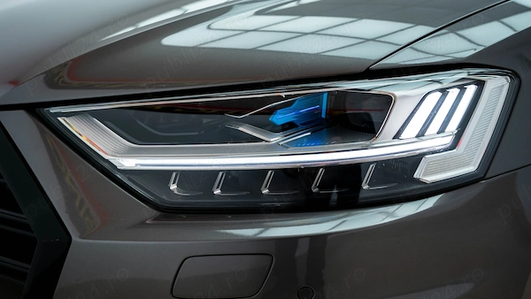 AUDI A8 2019 — imagine 36