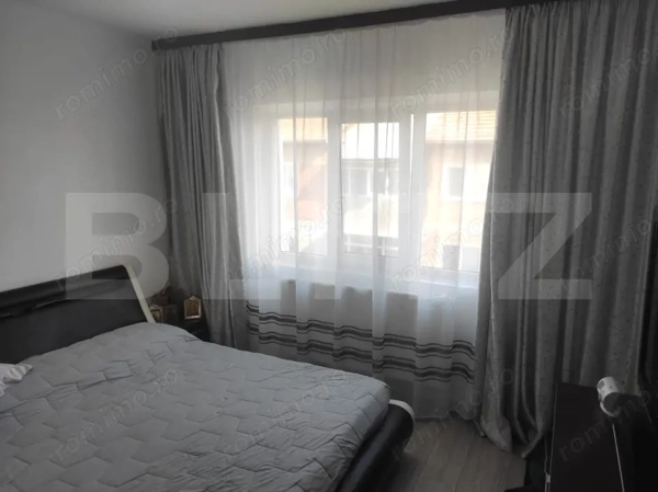 Apartament 3 camere, decomandat, 69 mp, zona Tomesti — fotografia 3