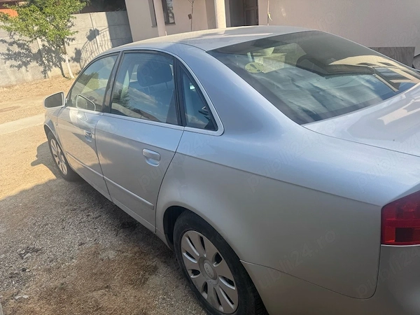 Vand URGENT Audi A4 an 2006 Pret 2700 euro negociabil