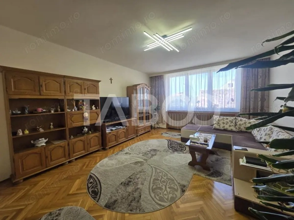 Apartament 5 camere de vanzare 182mp decomandat zona Piata Cluj Sibiu — fotografia 3