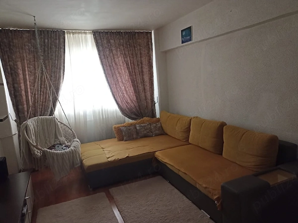 Vând apartament 3 camere Găvana 3 — fotografia 3