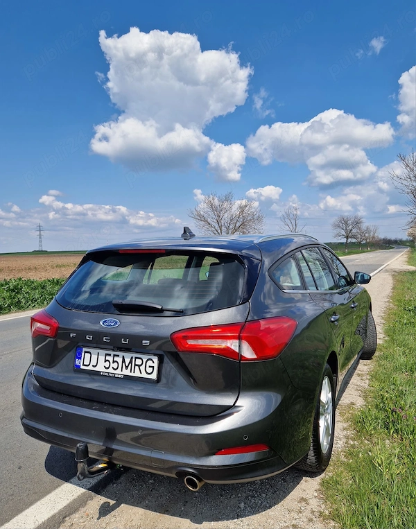 FORD Focus 2021 — imagine 4