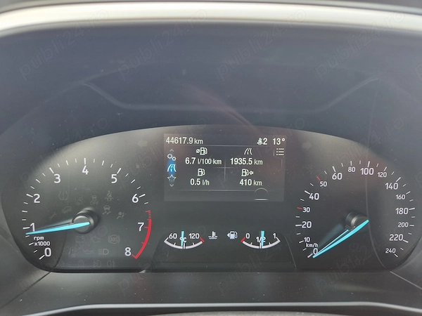 FORD Focus 2021 — imagine 6
