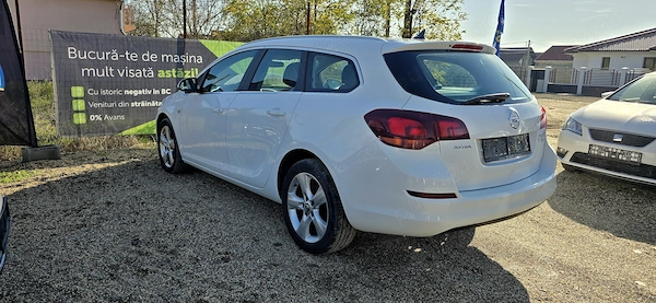 OPEL Astra 2012 — imagine 4