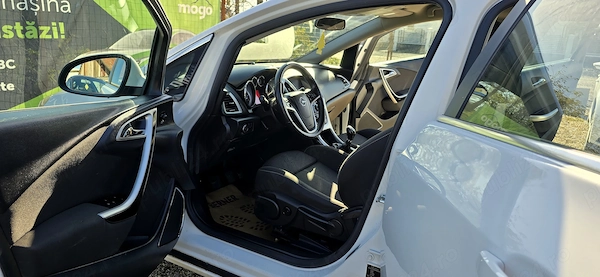 OPEL Astra 2012 — imagine 8