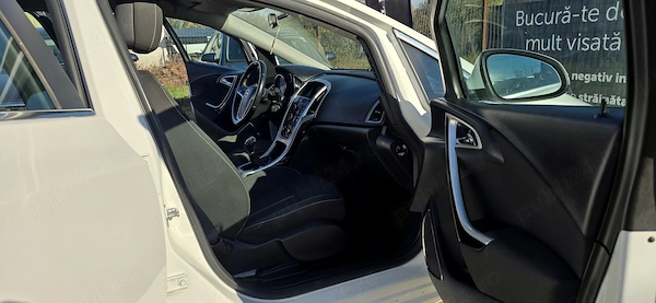 OPEL Astra 2012 — imagine 10