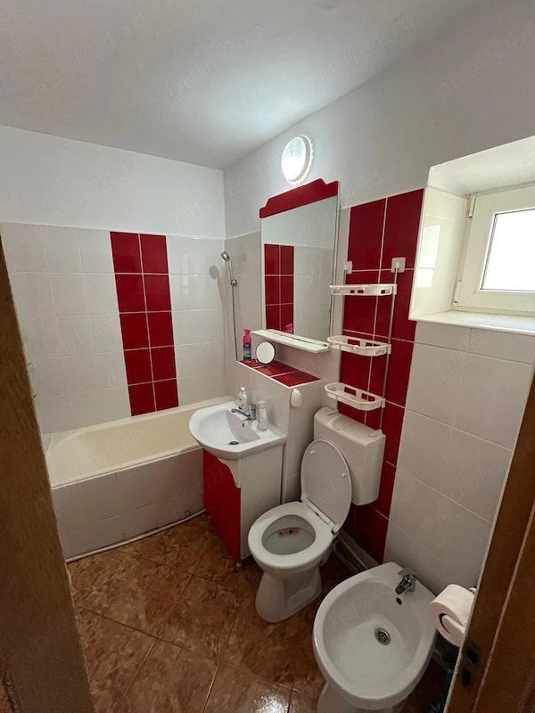 Apartament de vanzare 2 camere decomandat