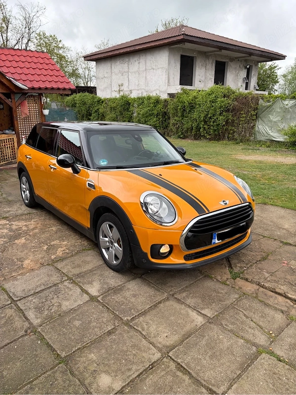 mini cooper club man
