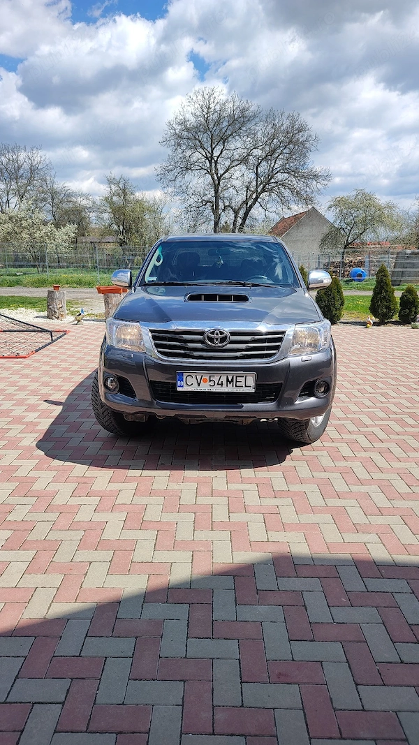 TOYOTA Hilux 2012 — imagine 2