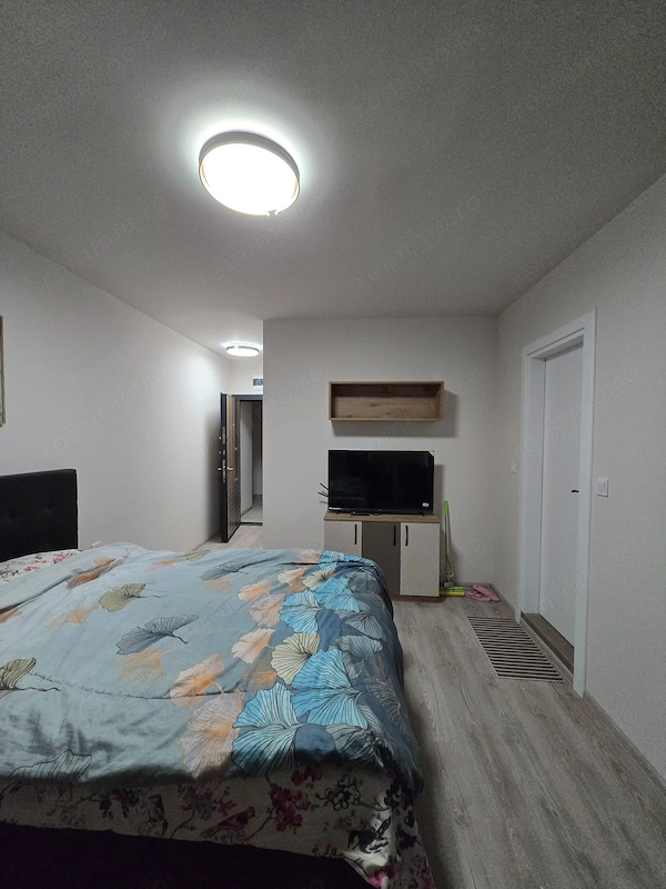 Garsoniera de inchiriat in zona Politehnica