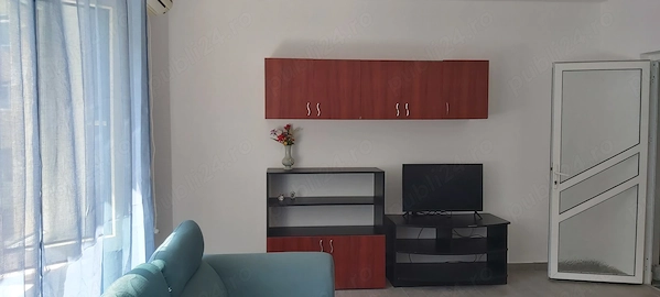 Vand apartament cu 3 camere — fotografia 1