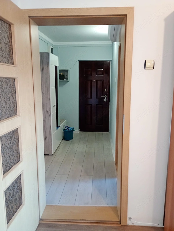 Apartment 3 camere decomandat , Bucovina — fotografia 1