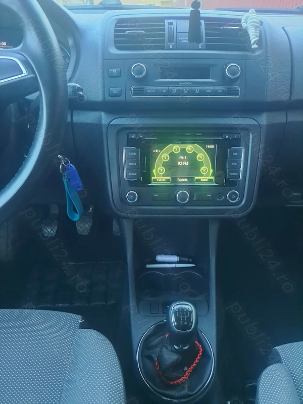 SKODA Fabia 2015 — imagine 6