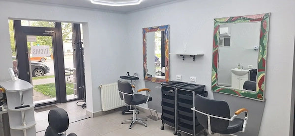 inchiriez spațiu comercial