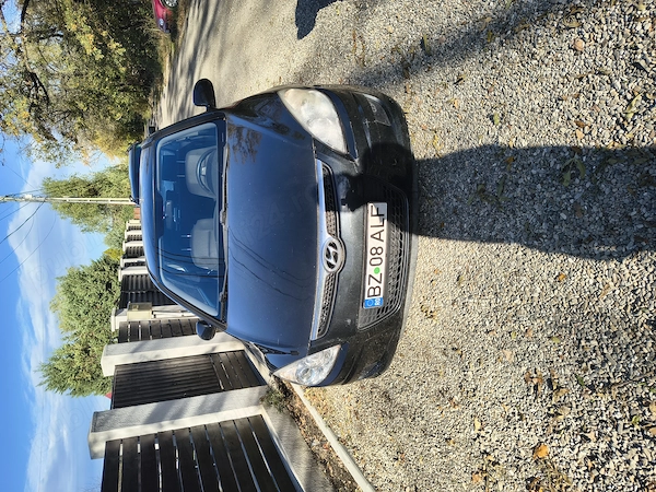 HYUNDAI i30 2009