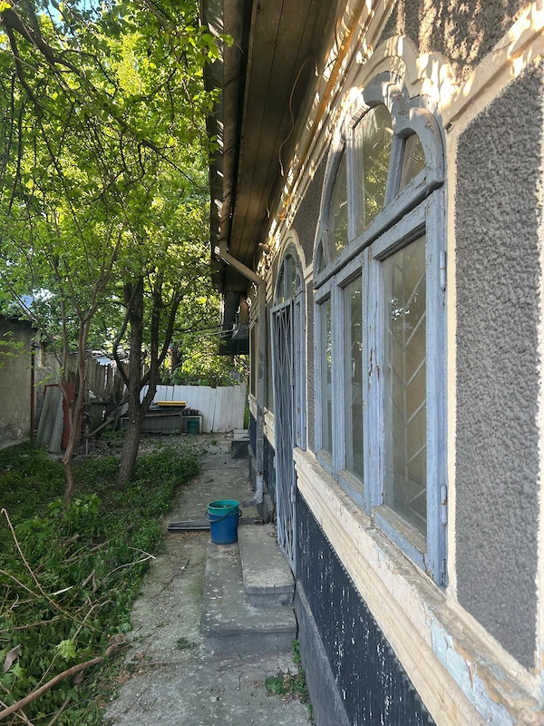 Casa si teren (gradina) in Adjud