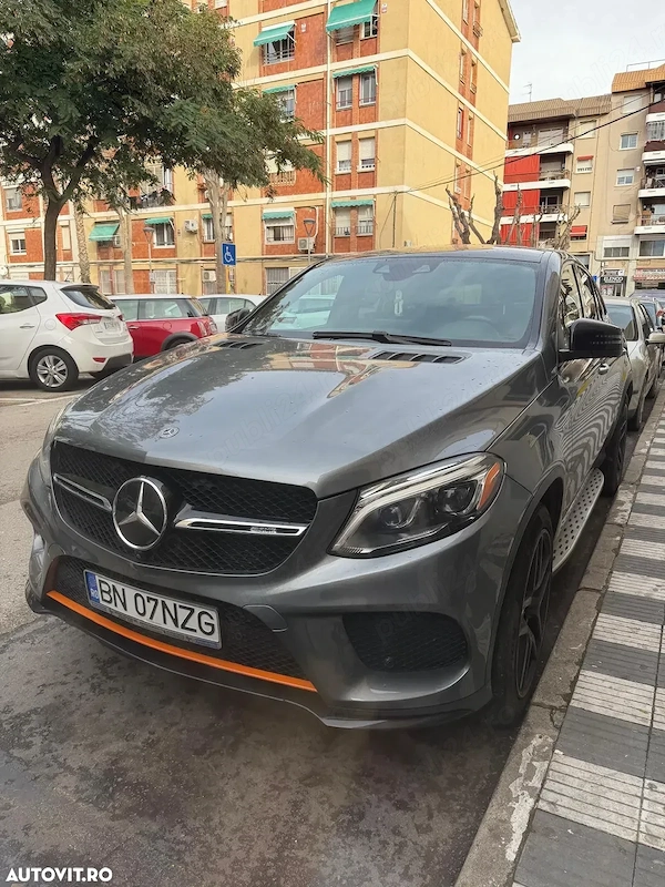 MERCEDES-BENZ GLE 2018 — imagine 3