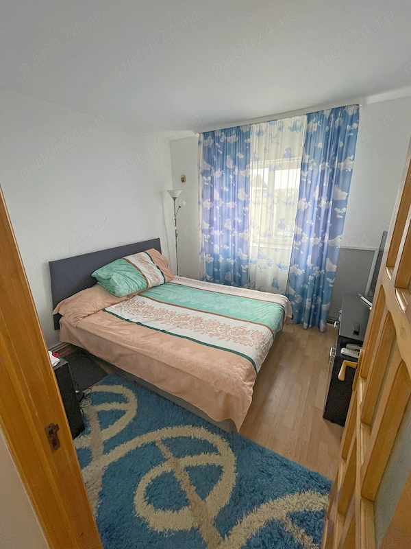 Apartament 3 camere Primăverii Capat 1 Botosani zona linistita — fotografia 3