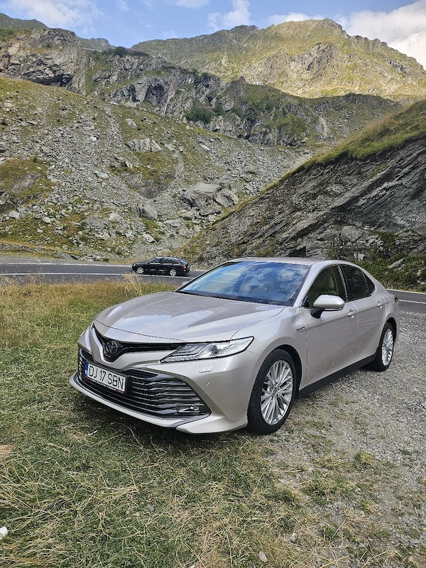 TOYOTA Camry 2020 — imagine 9
