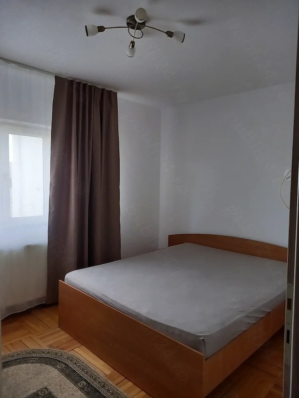Proprietar inchiriez apartament 2 camere in zona Sagului — fotografia 3