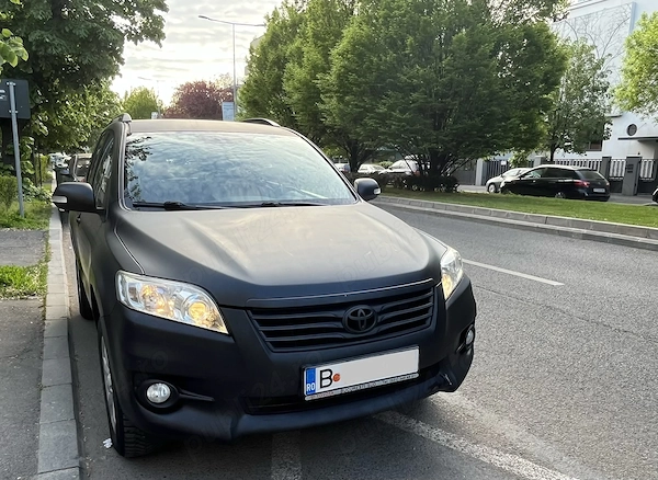 TOYOTA RAV4 2011 — imagine 3
