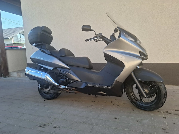 Maxi scuter Honda SW 400