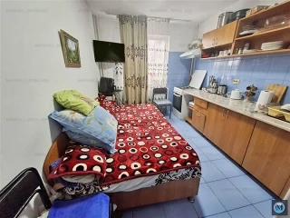 Vand garsoniera sau schimb cu apartament 2 camere ofer diferenta — fotografia 3