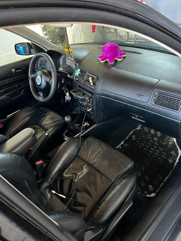 VOLKSWAGEN Golf 2002 — imagine 4