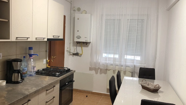 Apartament cu 3 camere de închiriat — fotografia 1