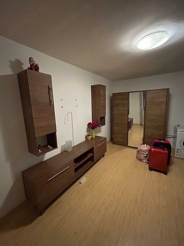 Închiriez apartament — fotografia 1
