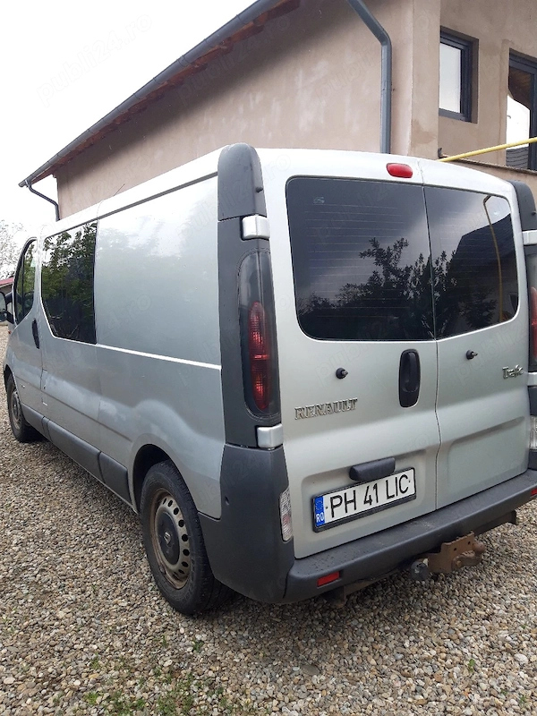 RENAULT Trafic 2005 — imagine 2