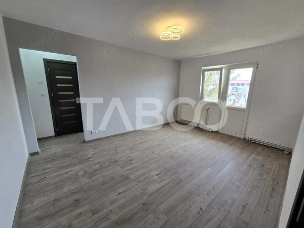 Apartament cu 2 camere renovat balcon pivnita Mihai Viteazul Sibiu — fotografia 1