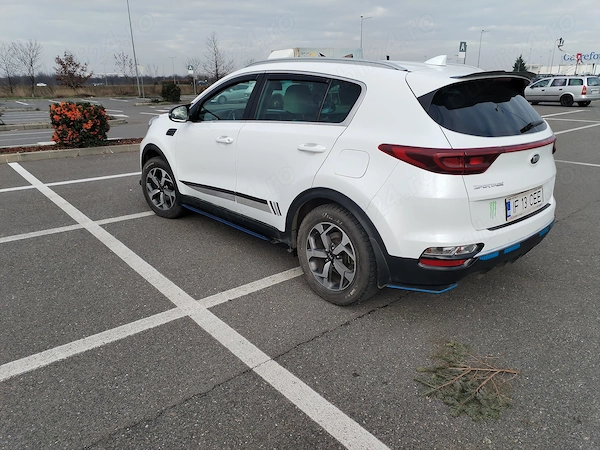 Kia Sportage 2021 benzină, 12.000 € — imagine 4