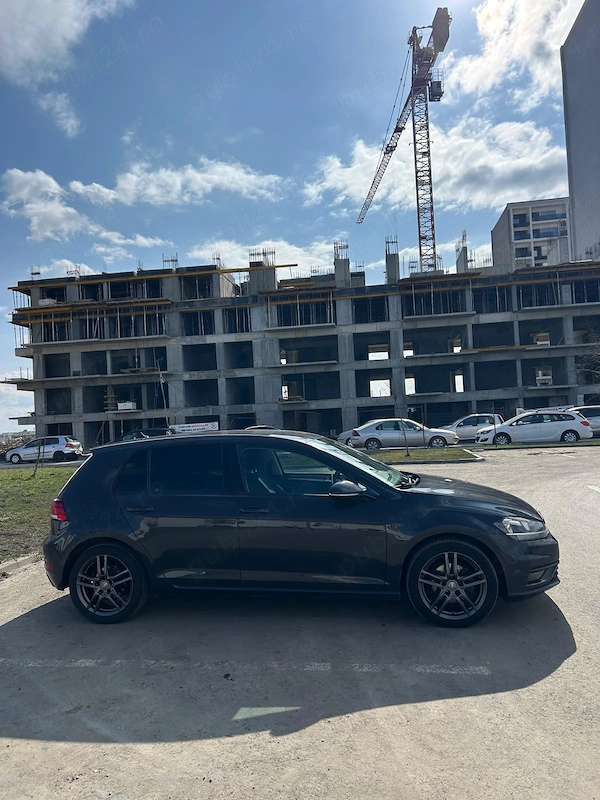 VOLKSWAGEN Golf 2020 — imagine 3