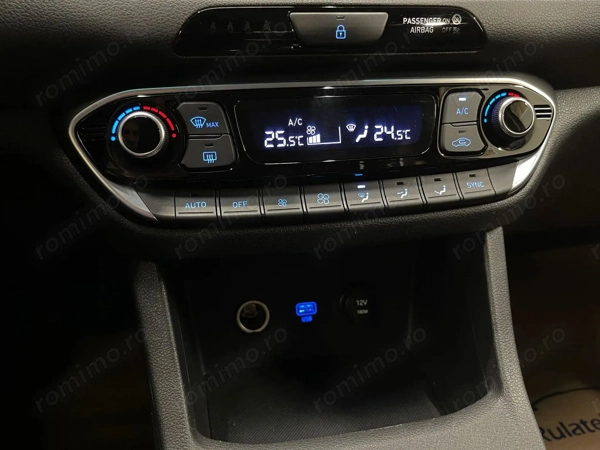 HYUNDAI i30 2021 — imagine 16