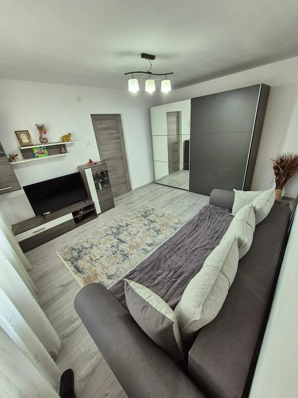 Apartament cu 3 camere, complet renovat în cartierul Mănăștur — fotografia 3