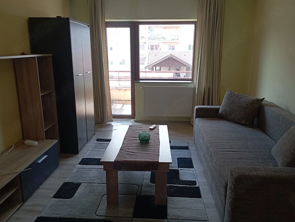 Apartament 3 camere 2 bai - boxa si loc de parcare pe teren privat Zăvoi Deva — fotografia 2