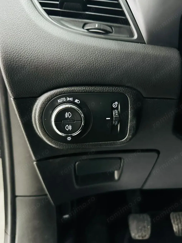 OPEL Zafira 2017 — imagine 12