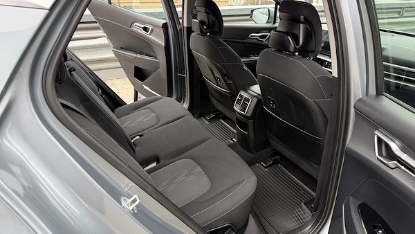 KIA Sportage 2022 — imagine 9