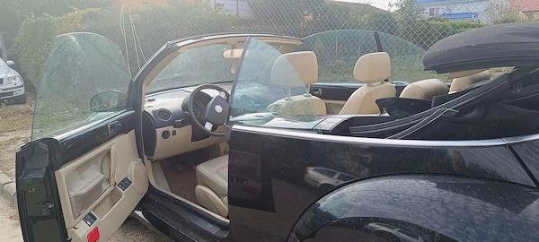 VOLKSWAGEN New Beetle 2005 — imagine 9