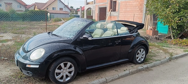 VOLKSWAGEN New Beetle 2005 — imagine 6