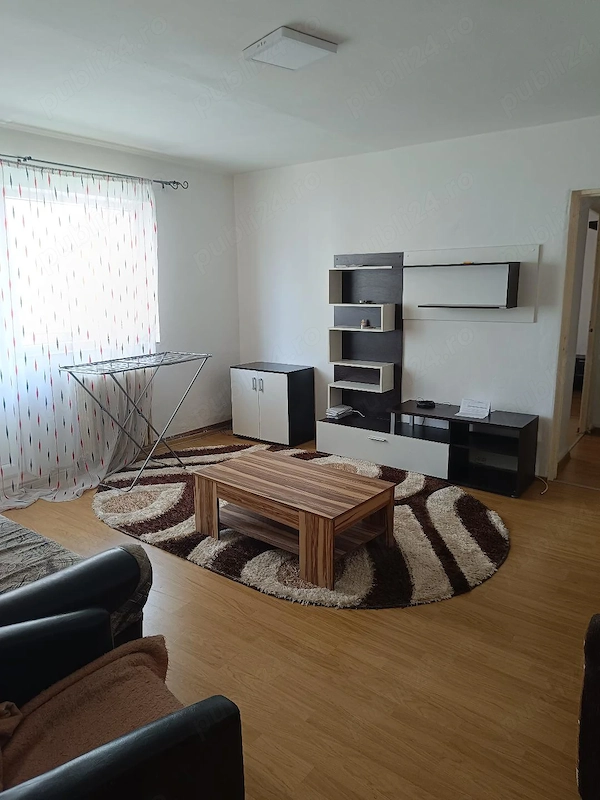 Apartament 2 camere et 2 — fotografia 1